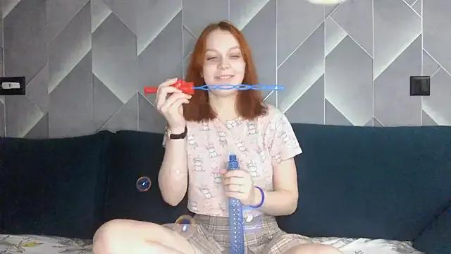 FoxLina from StripChat is Freechat