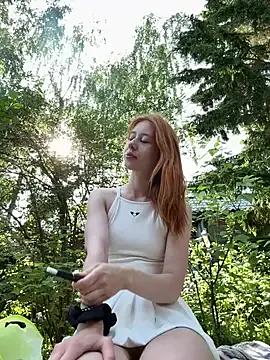 Foxy_Heart from StripChat is Freechat