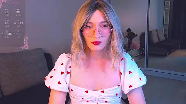 Try our streaming cams variety and talk on a personal level with our adorable girls streamers, showing off their bountiful shapes and dildos.