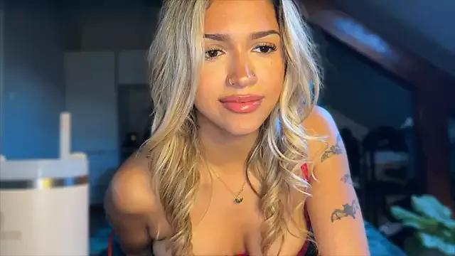 Try our streaming cams variety and talk on a personal level with our adorable girls streamers, showing off their bountiful shapes and dildos.
