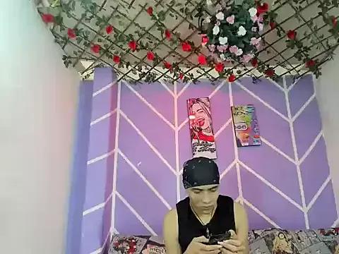 Foxyhots_2005 from StripChat is Freechat