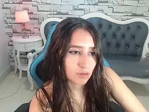 Francesca_a from StripChat is Freechat