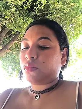 Francesca_ferrari from StripChat is Freechat
