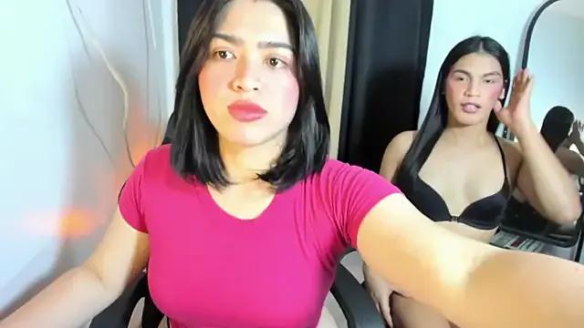 FrancescaaLeander from StripChat is Freechat
