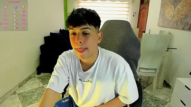 Franco_Rizzo_ from StripChat is Freechat