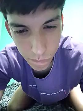 Frankitoshow from StripChat is Freechat