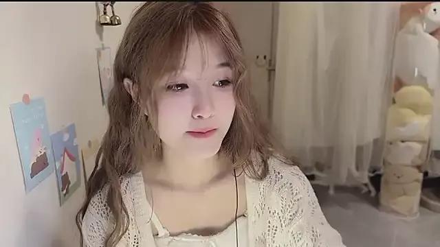 FuFu-puff from StripChat