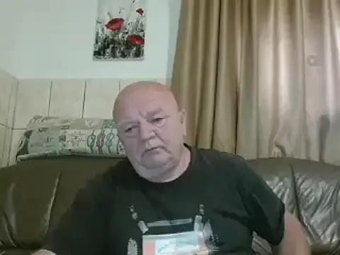 fullballs6 from StripChat