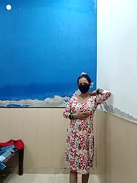 Fullyloadedvid on StripChat 