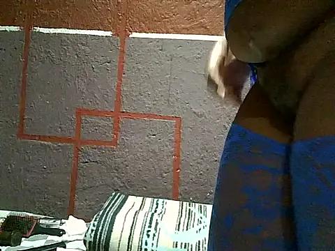 FunLadyX2 from StripChat is Freechat