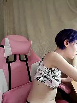 Fuzzy_Unicorn from StripChat