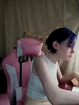 Fuzzy_Unicorn from StripChat
