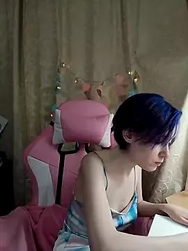 Fuzzy_Unicorn from StripChat