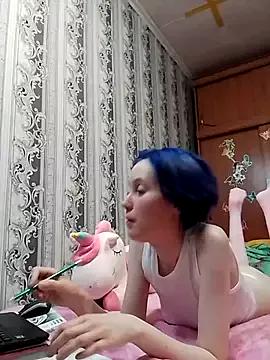 Fuzzy_Unicorn from StripChat