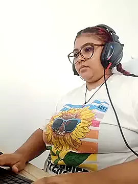 Gabby_cuevas12 on StripChat 