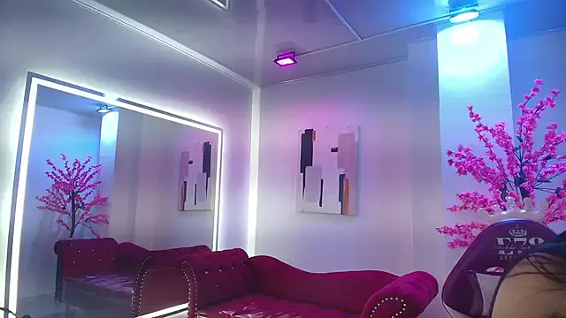 Gabriela_milani from StripChat is Freechat