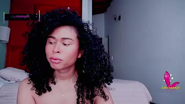 GabriSaenz from StripChat is Freechat