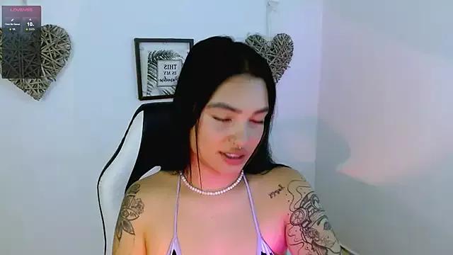 gaby_saikoz from StripChat is Freechat
