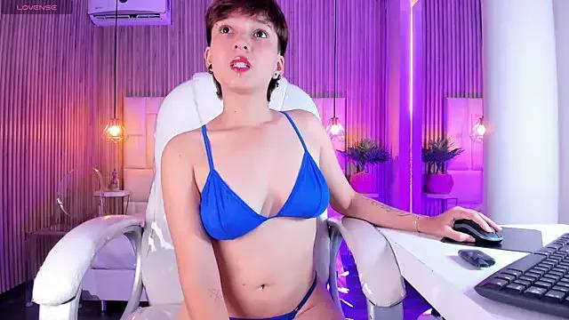 GabyMillerr_ from StripChat is Freechat