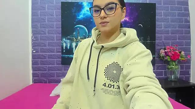 Gaia_Hot08 from StripChat