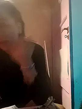 gala2 from StripChat