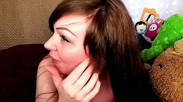 Try our streaming cams variety and talk on a personal level with our adorable girls streamers, showing off their bountiful shapes and dildos.