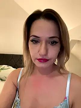 GangBangKitty from StripChat is Freechat