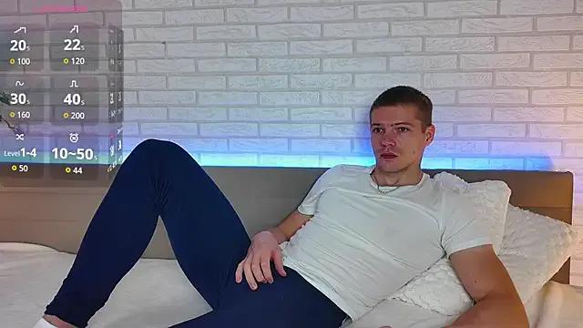 GarettVoss from StripChat is Freechat
