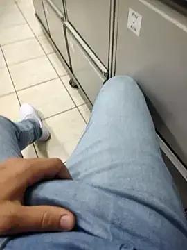 gatmoreno1 from StripChat is Freechat