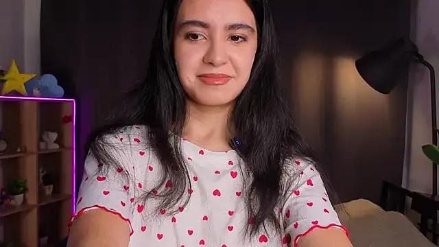 GemmaGlory from StripChat is Freechat