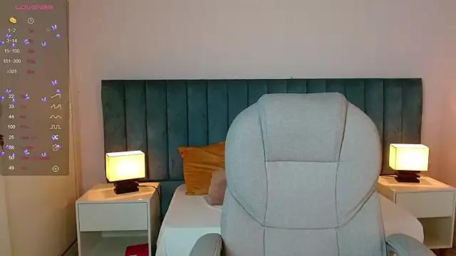 gemmalewis_ from StripChat is Freechat