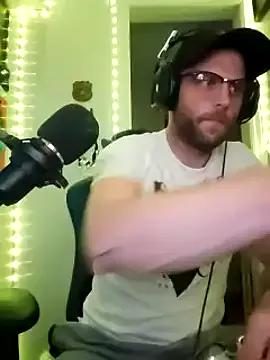 GeneralXMillyX from StripChat