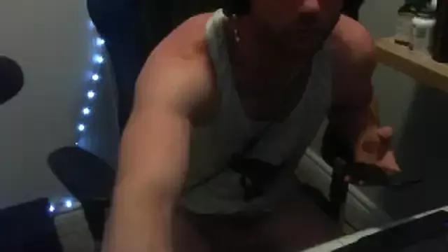 GeneralXMillyX from StripChat