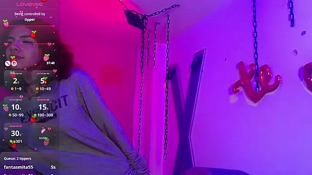 Genesisrea__ from StripChat