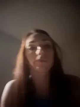 Genevieve143 on StripChat 