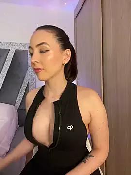Georgiina_joness from StripChat is Freechat