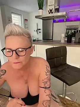 German_Milf from StripChat is Freechat