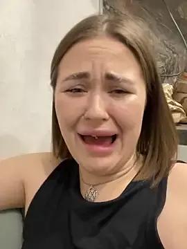 gi_grahams from StripChat