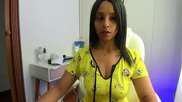 Gia__Paige from StripChat is Freechat