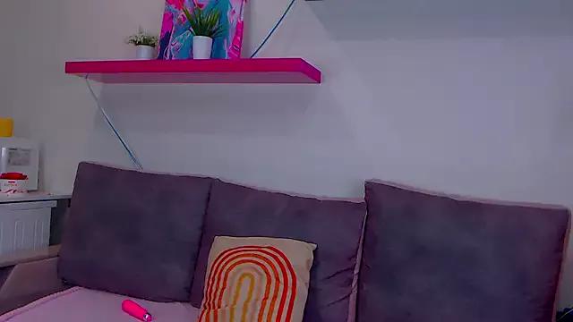 Try our streaming cams variety and talk on a personal level with our adorable girls streamers, showing off their bountiful shapes and dildos.