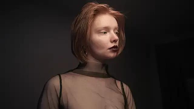 ginger_hugs from StripChat