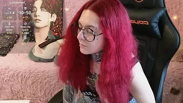 Try our streaming cams variety and talk on a personal level with our adorable girls streamers, showing off their bountiful shapes and dildos.