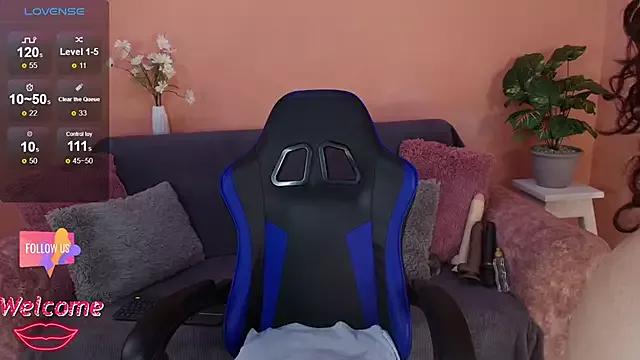 Try our streaming cams variety and talk on a personal level with our adorable girls streamers, showing off their bountiful shapes and dildos.