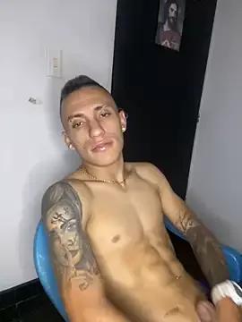 Giraldo_kr from StripChat is Freechat