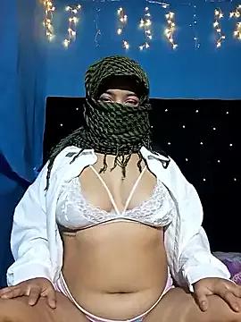 Girl-mysterious from StripChat is Freechat