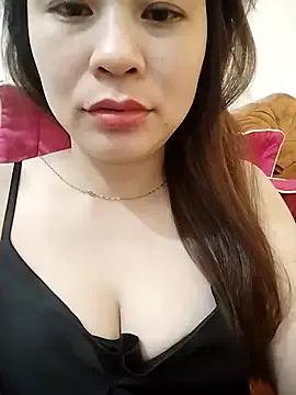 Girl_Shy2000 from StripChat is Freechat