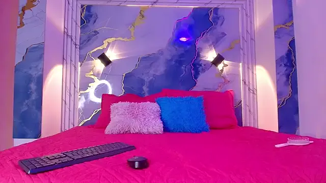 Girls_from_medellin from StripChat is Freechat