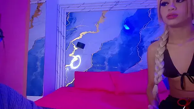 Girls_from_medellin from StripChat is Freechat