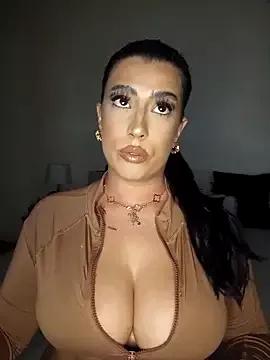 Giselle-Reine from StripChat is Freechat