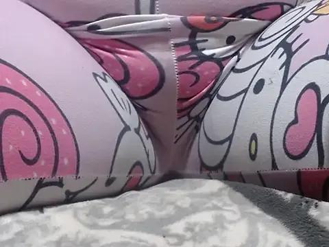 GISSYMERCEDES from StripChat is Freechat